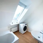 Have-a-nice-stay - - Monteursunterkunft - Einzelbetten - Gute Anbindung - Bettwaesche Trappenkamp