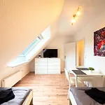 Have-a-nice-stay - - Monteursunterkunft - Einzelbetten - Gute Anbindung - Bettwaesche Appartamento