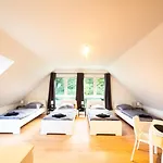 Have-a-nice-stay - - Monteursunterkunft - Einzelbetten - Gute Anbindung - Bettwaesche Appartamento