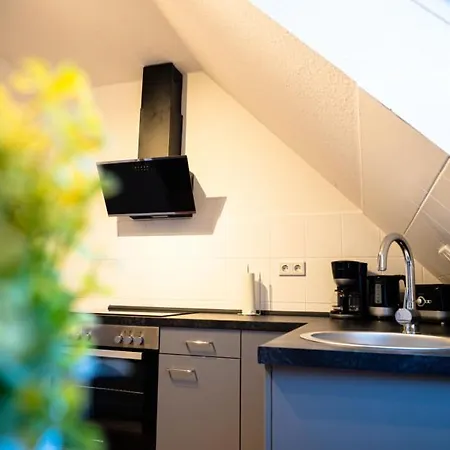 Have-a-nice-stay - - Monteursunterkunft - Einzelbetten - Gute Anbindung - Bettwaesche Trappenkamp