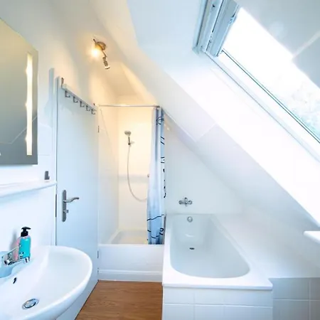 Have-a-nice-stay - - Monteursunterkunft - Einzelbetten - Gute Anbindung - Bettwaesche Trappenkamp