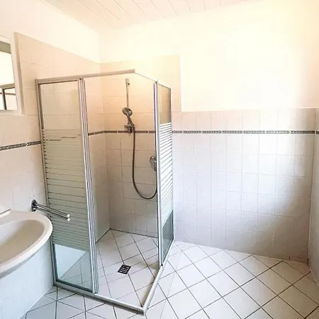 Daire Have-a-nice-stay - - Monteursunterkunft - Einzelbetten - Gute Anbindung - Bettwaesche *