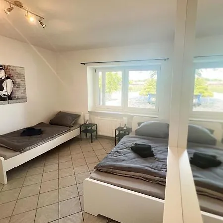 Have-a-nice-stay - - Monteursunterkunft - Einzelbetten - Gute Anbindung - Bettwaesche Daire Trappenkamp