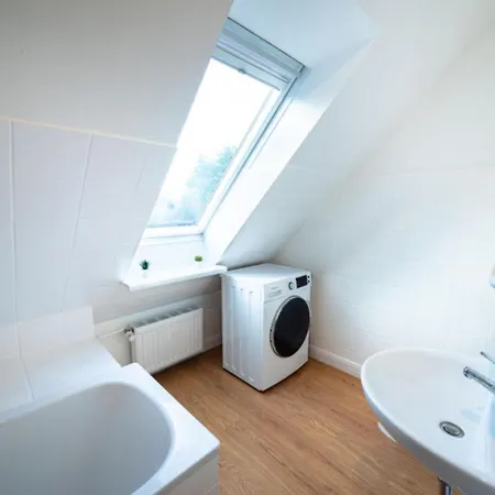 Have-a-nice-stay - - Monteursunterkunft - Einzelbetten - Gute Anbindung - Bettwaesche Trappenkamp