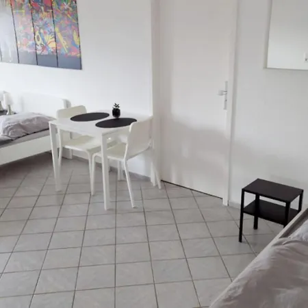 Lägenhet Have-a-nice-stay - - Monteursunterkunft - Einzelbetten - Gute Anbindung - Bettwaesche *