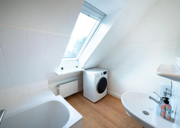 Have-a-nice-stay - - Monteursunterkunft - Einzelbetten - Gute Anbindung - Bettwaesche Trappenkamp