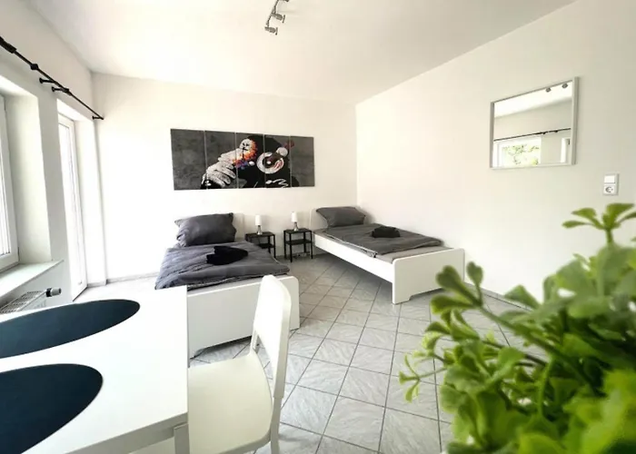 Have-a-nice-stay - - Monteursunterkunft - Einzelbetten - Gute Anbindung - Bettwaesche Lägenhet *