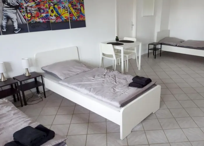 Have-a-nice-stay - - Monteursunterkunft - Einzelbetten - Gute Anbindung - Bettwaesche * Trappenkamp
